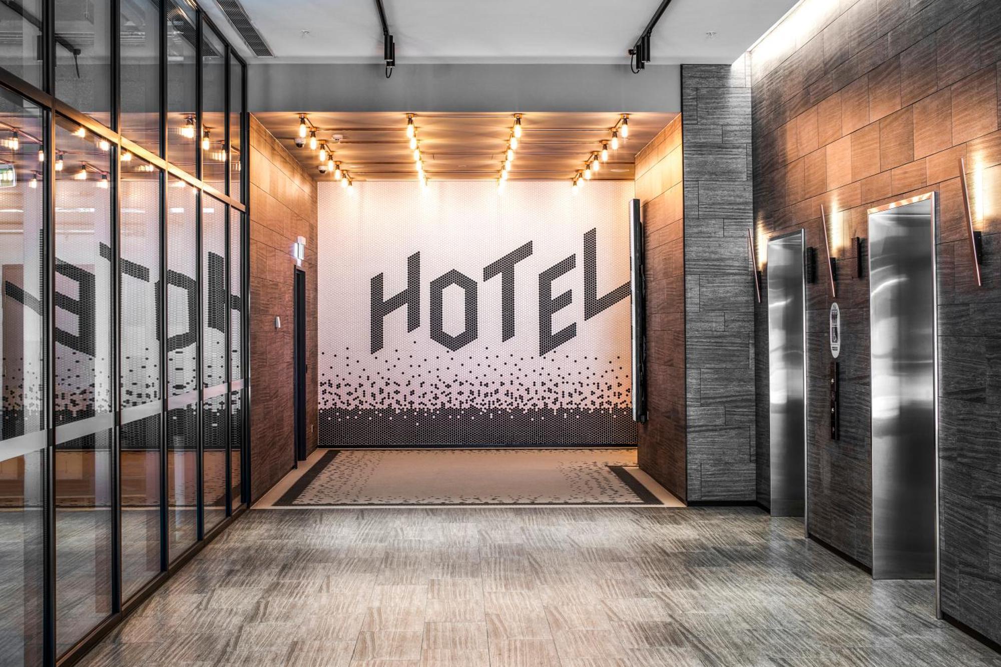 Holiday Inn Express Melbourne Little Collins By Ihg — Photos 2