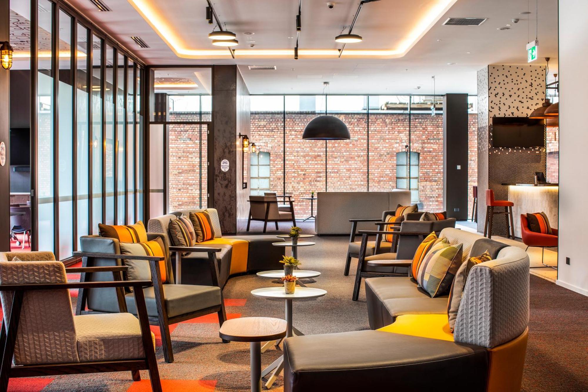 Holiday Inn Express Melbourne Little Collins By Ihg — Photos 1